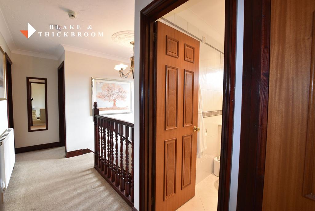 Galleried first floor landing