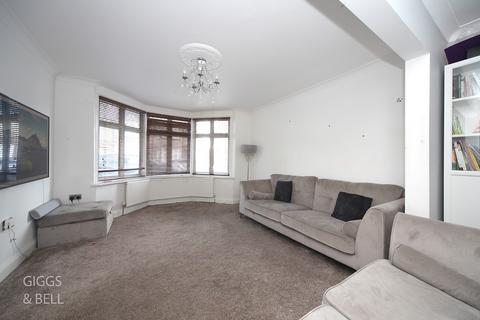 3 bedroom semi-detached house for sale, Durham Road, Luton, Bedfordshire, LU2
