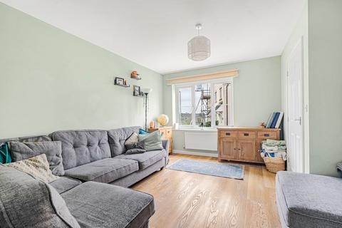 undefined, Gwarak Dherwen, Truro TR2