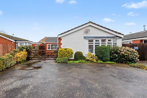 2 bedroom detached bungalow for sale, Rushbrook Road, Stratford-Upon-Avon CV37