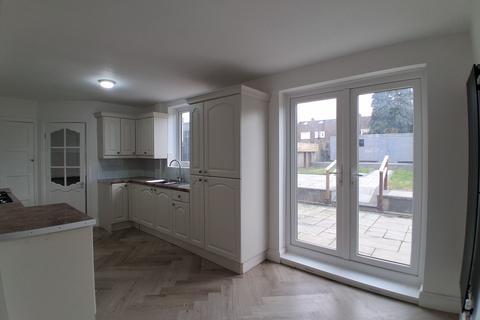 3 bedroom semi-detached house to rent, 25 Keir Hardie Crescent, Middlesbrough TS6
