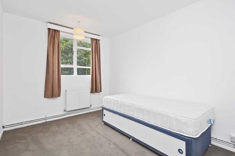 2 bedroom flat to rent, Paddenswick Court, Hammersmith W6 0UF