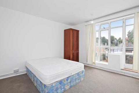 2 bedroom flat to rent, Paddenswick Court, Hammersmith W6 0UF