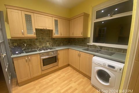 2 bedroom flat to rent, Tantobie Road, Newcastle upon Tyne NE15