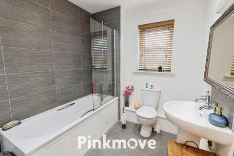 2 bedroom apartment for sale, Riverbank Avenue, Newport NP19