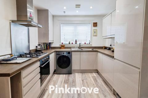 2 bedroom apartment for sale, Riverbank Avenue, Newport NP19