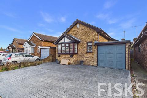 3 bedroom bungalow for sale, Redwoods, Canvey Island, SS8