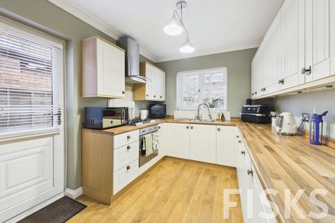 3 bedroom bungalow for sale, Redwoods, Canvey Island, SS8