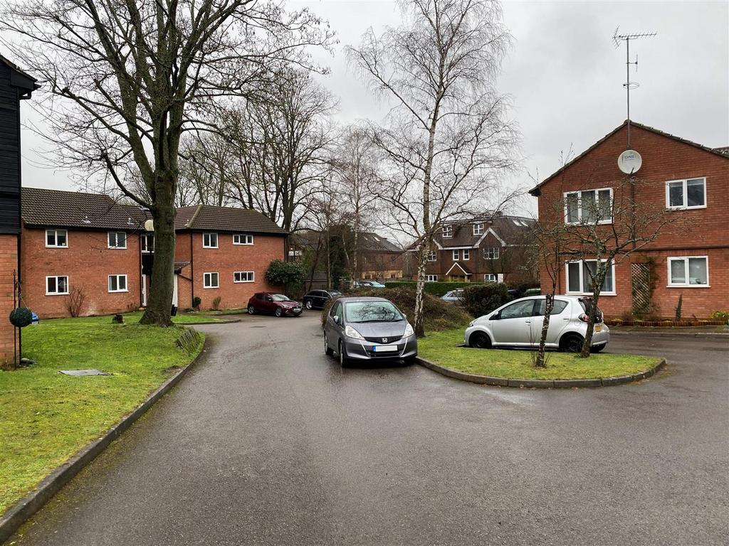 Bookham court front 2.jpg