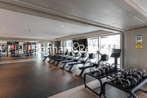 2 bedroom apartment to rent, Viaduct Gardens, London SW11