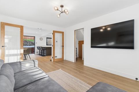 4 bedroom detached house for sale, George Street, Maulden