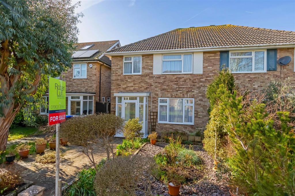 Denton Close.jpg