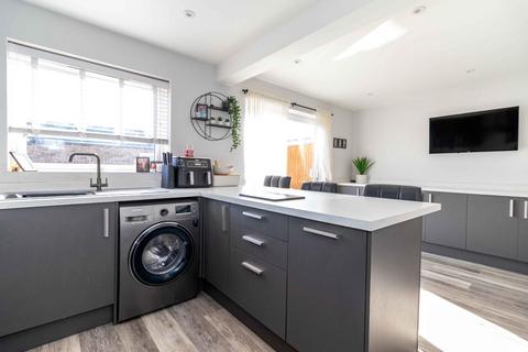 3 bedroom semi-detached house for sale, The Lawns, Sompting, Lancing