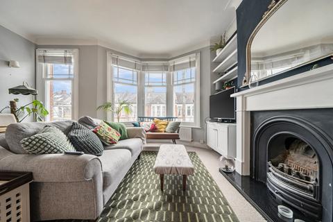 2 bedroom flat for sale, Tarbert Road, East Dulwich, London, SE22