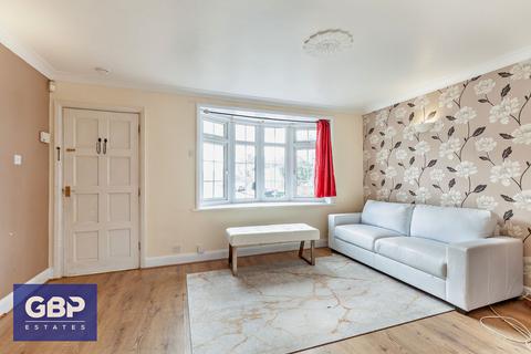 2 bedroom terraced house for sale, Lamberhurst Road, Dagenham, RM8