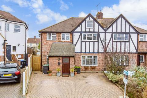 4 bedroom semi-detached house for sale, Roding View, Buckhurst Hill, Essex