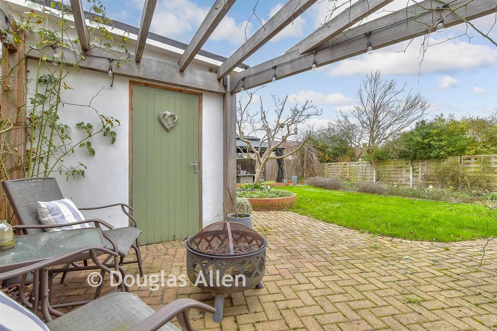 External Lifestyle Photograph