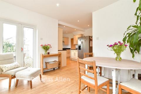 4 bedroom semi-detached house for sale, The Rise, Buckhurst Hill IG9