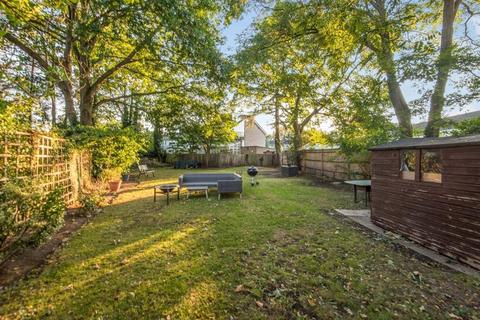 3 bedroom apartment for sale, Strawberry Hill Road, Strawberry Hill, Twickenham, TW1