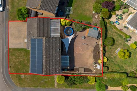 undefined, Gable Close, Daventry