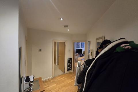 1 bedroom flat for sale, Flat 6 Regatta Point, 1 Manilla Street, Canary Wharf, London, E14 8JZ