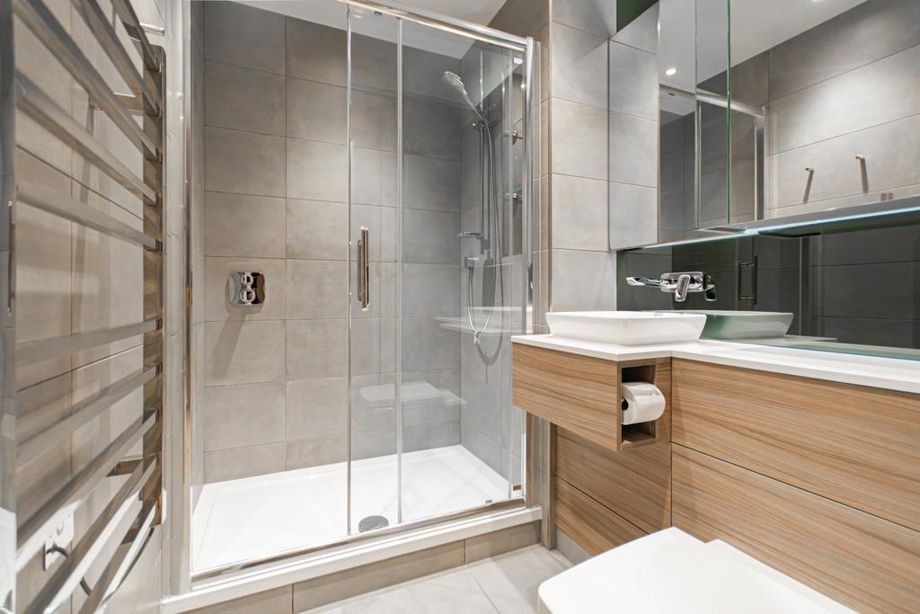 Ensuite Bathroom
