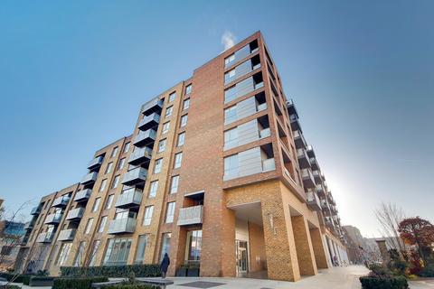 2 bedroom flat for sale, Lang Court, Smithfield Square, High Street