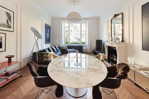 4 bedroom apartment for sale, Cornwall Gardens, London, SW7