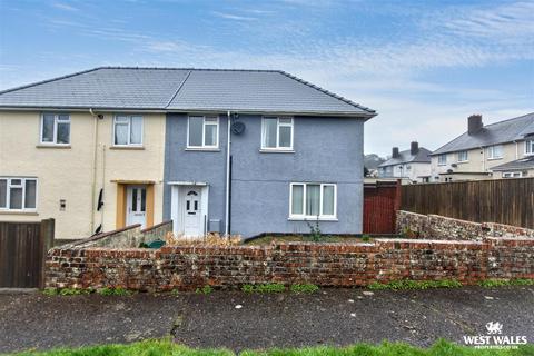 undefined, St. Nicholas Crescent, Pembroke