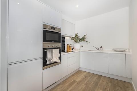 1 bedroom apartment to rent, Riverview Staines, Elmsleigh Road Staines TW18
