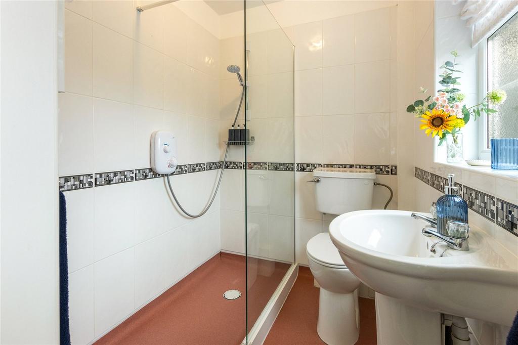 Annex Shower Room