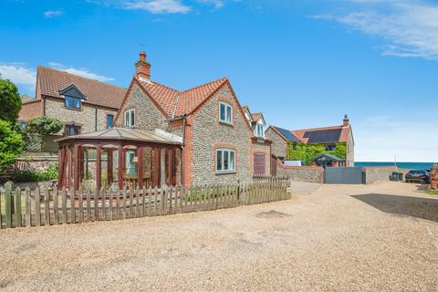3 bedroom detached house for sale, Beach Road, Mundesley, Norwich