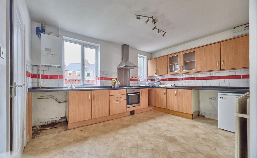 Kitchen/Diner to Rear