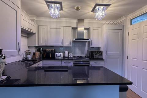 2 bedroom flat for sale, Alpine Road, Ventnor