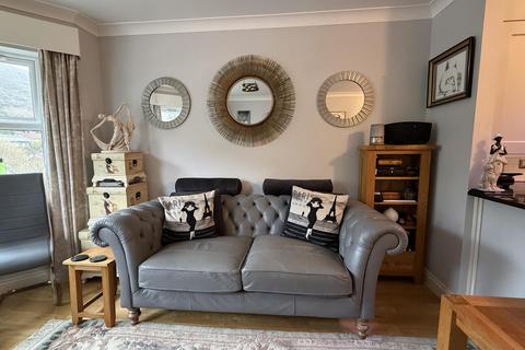 2 bedroom flat for sale, Alpine Road, Ventnor