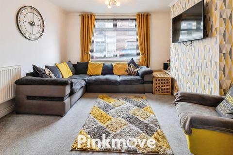 3 bedroom terraced house for sale, Trafalgar Street, Newport NP11