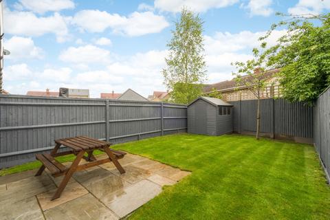 3 bedroom terraced house to rent, Moorland Way Maidenhead SL6