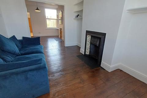 3 bedroom terraced house to rent, Minster Drive, Herne Bay, CT6