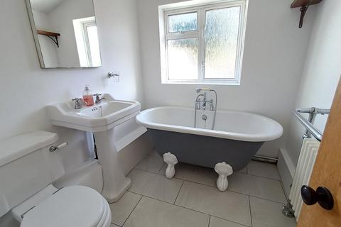 3 bedroom terraced house to rent, Minster Drive, Herne Bay, CT6