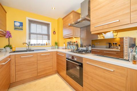 2 bedroom flat for sale, George Roche Road, Canterbury, CT1