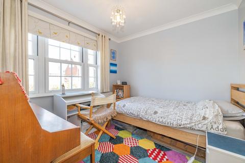 2 bedroom flat for sale, George Roche Road, Canterbury, CT1
