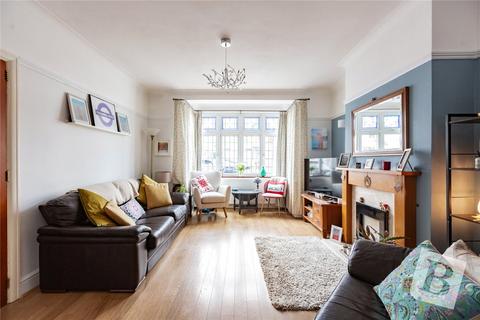 3 bedroom terraced house for sale, Ashton Gardens, Romford RM6