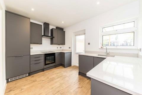 undefined, Kings Farm Avenue, Richmond TW10