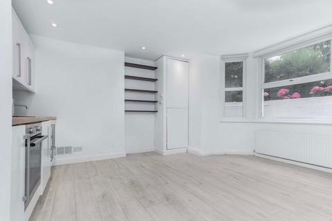 undefined, Bridgeman Road, Teddington TW11