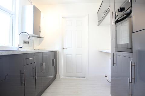 1 bedroom house to rent, Laurier Road, Croydon, CR0