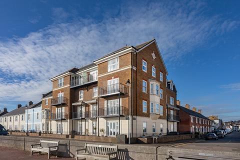 undefined, West Parade, Hythe, CT21