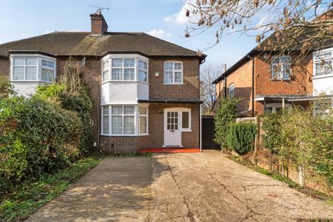 Pierrepoint Road, Acton, W3