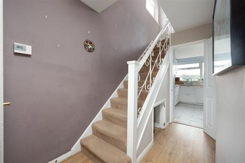3 bedroom detached house for sale, Farleigh Avenue, Trowbridge