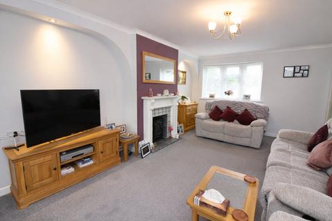 3 bedroom end of terrace house for sale, Hillfoot Road, Shillington, Hitchin, SG5