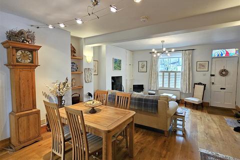 2 bedroom house for sale, Lostwithiel Street, Fowey
